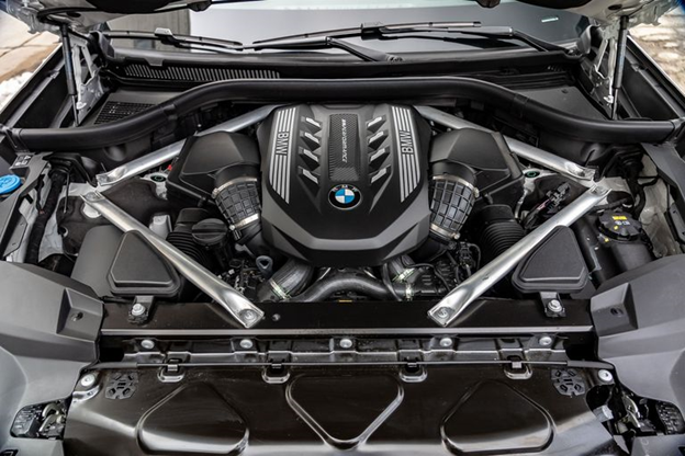 2021 BMW X7 engine specs from carhp.com
