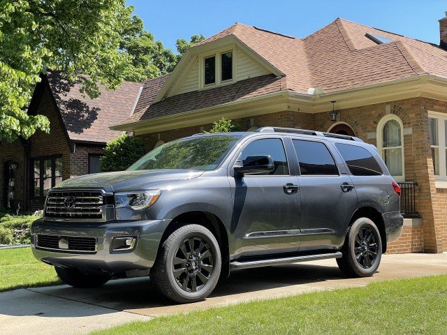 Toyota Sequoia 2021